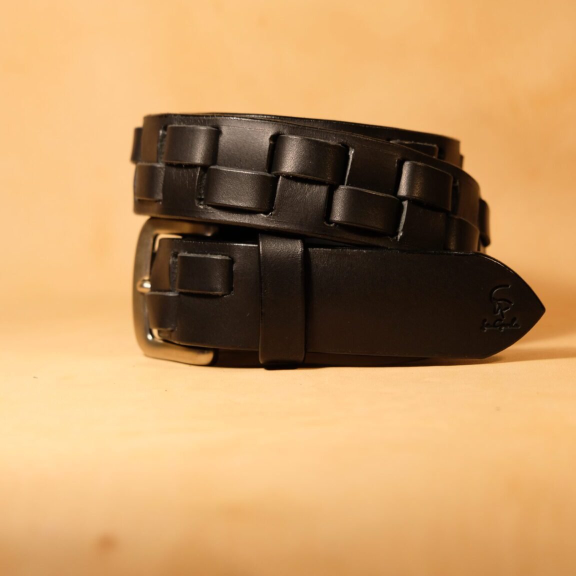 Cinturón entrelazado cuero vacuno negro 35mm