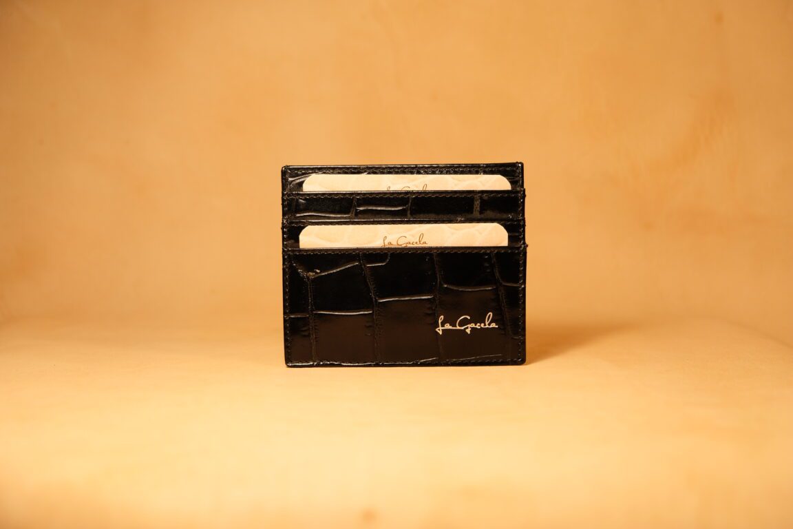 tarjetero minimalista piel coco negro