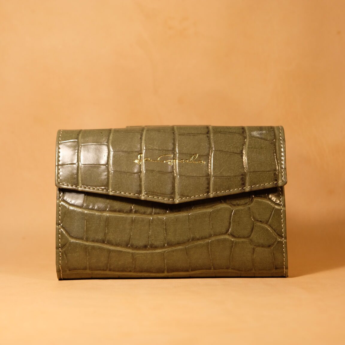 Cartera de piel para mujer con efecto coco verde militar