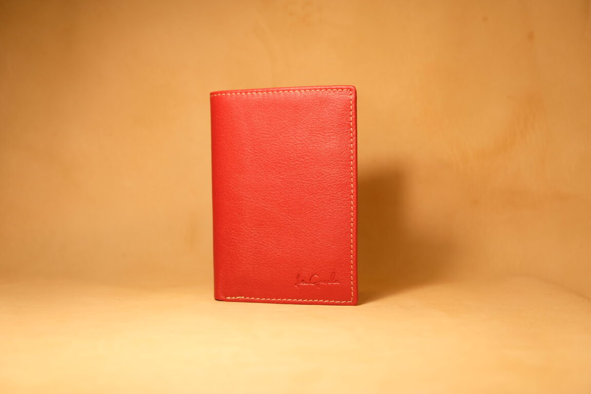 Cartera mini de piel con monedero exterior,