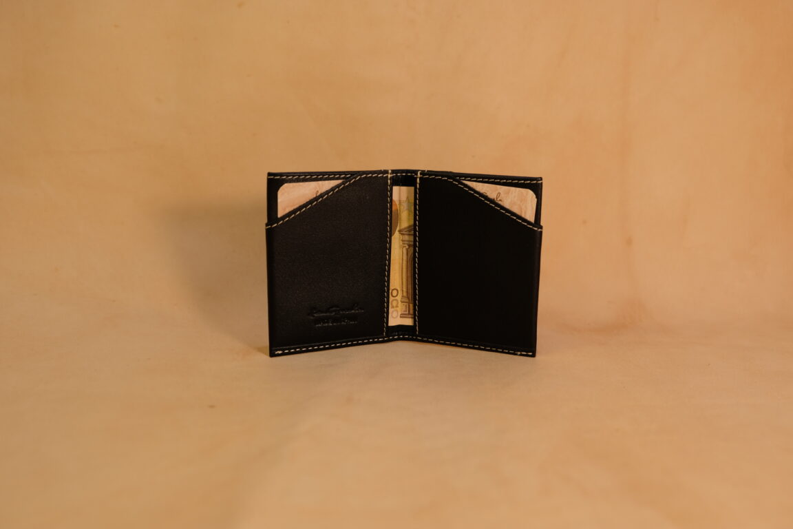 CARTERA MINIMALISTA NEGRA CON BILLETERA